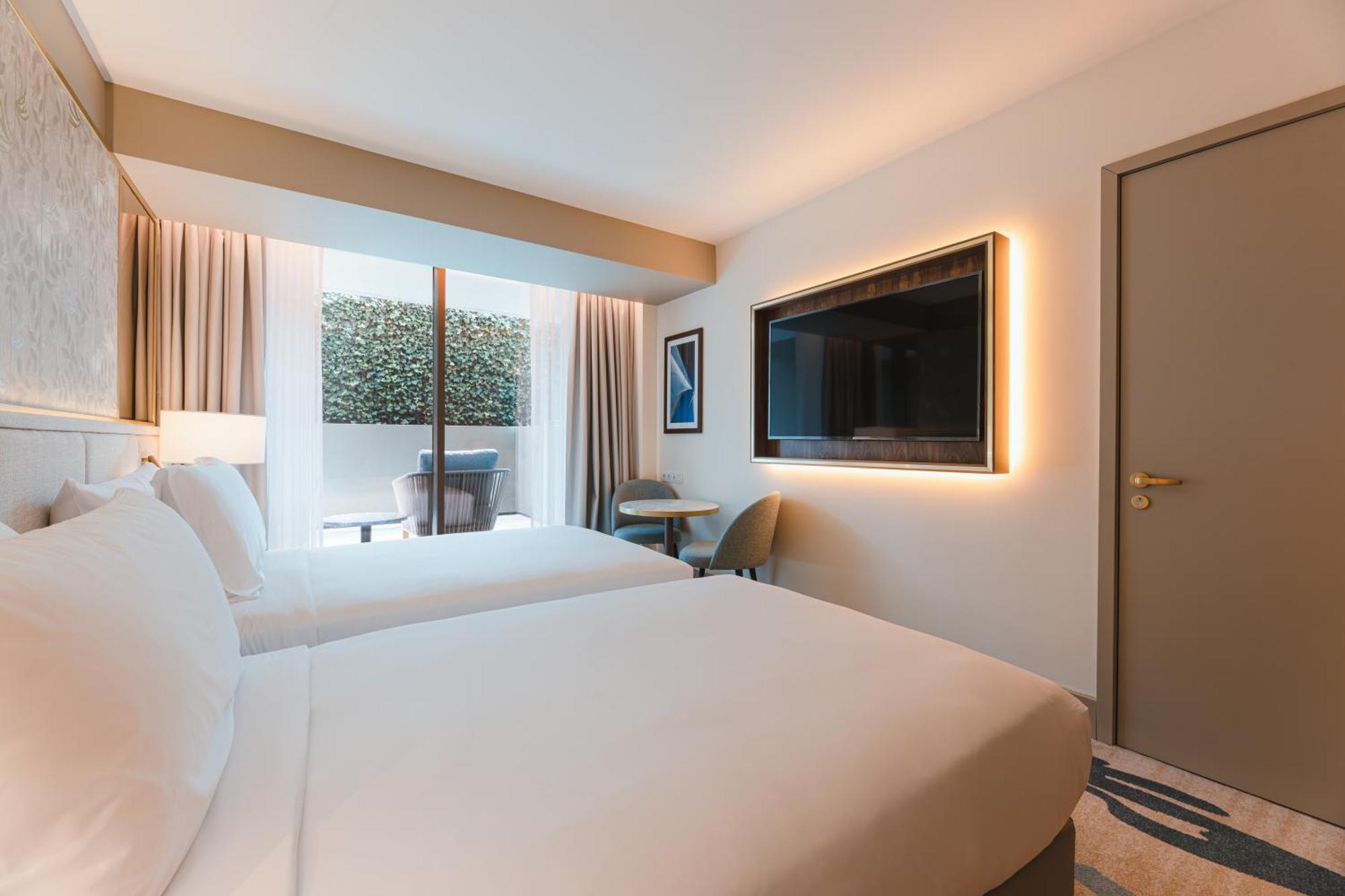Legacy Hotel Cascais, Curio Collection By Hilton Bagian luar foto