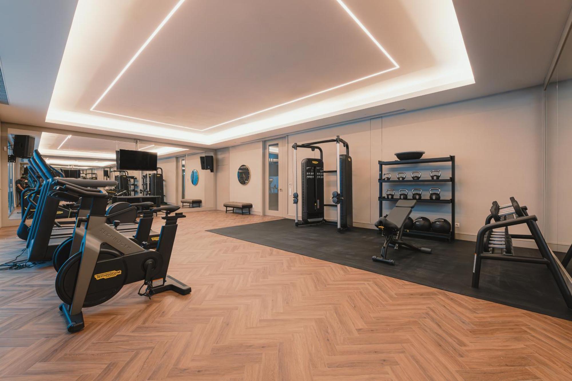 Legacy Hotel Cascais, Curio Collection By Hilton Bagian luar foto