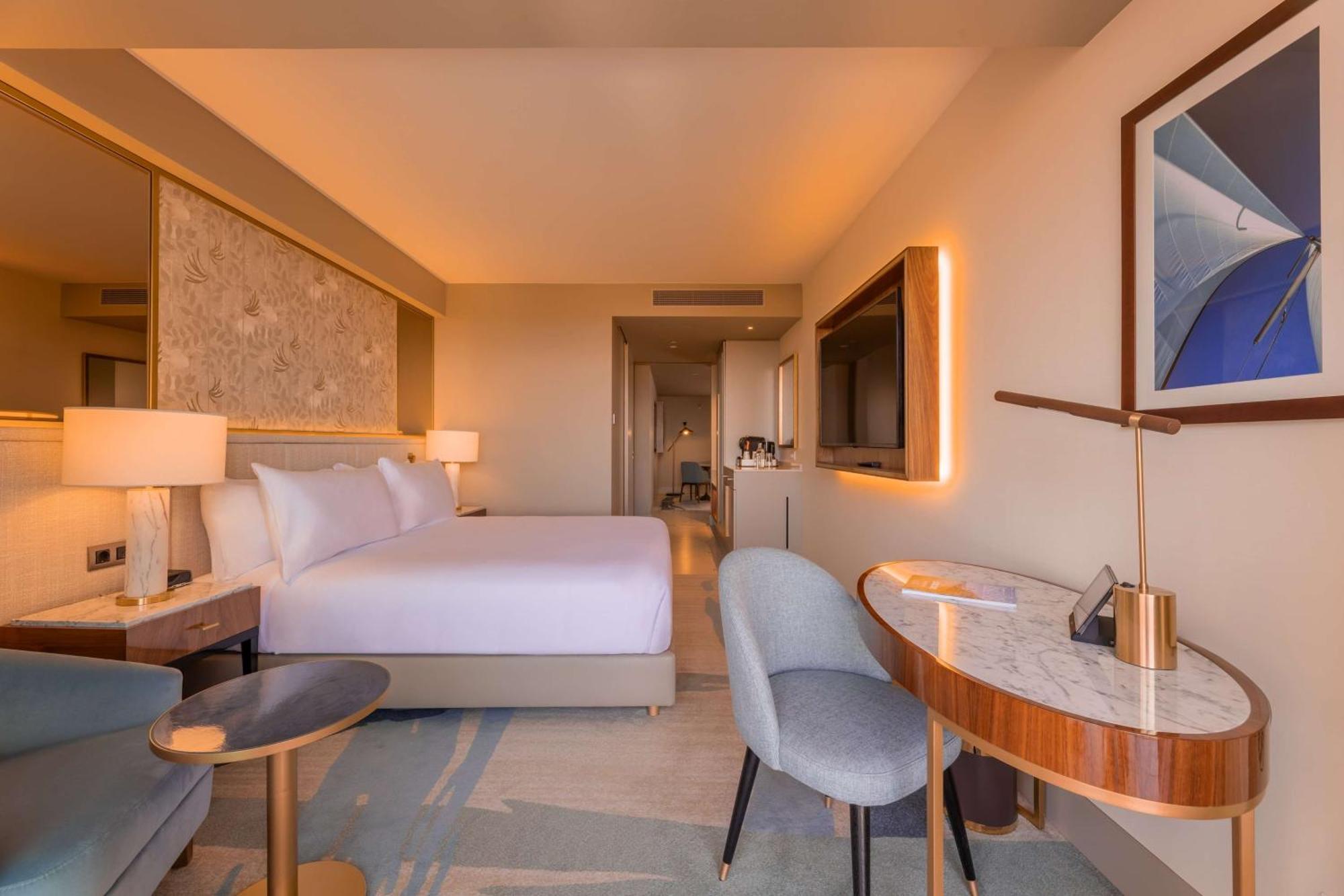 Legacy Hotel Cascais, Curio Collection By Hilton Bagian luar foto