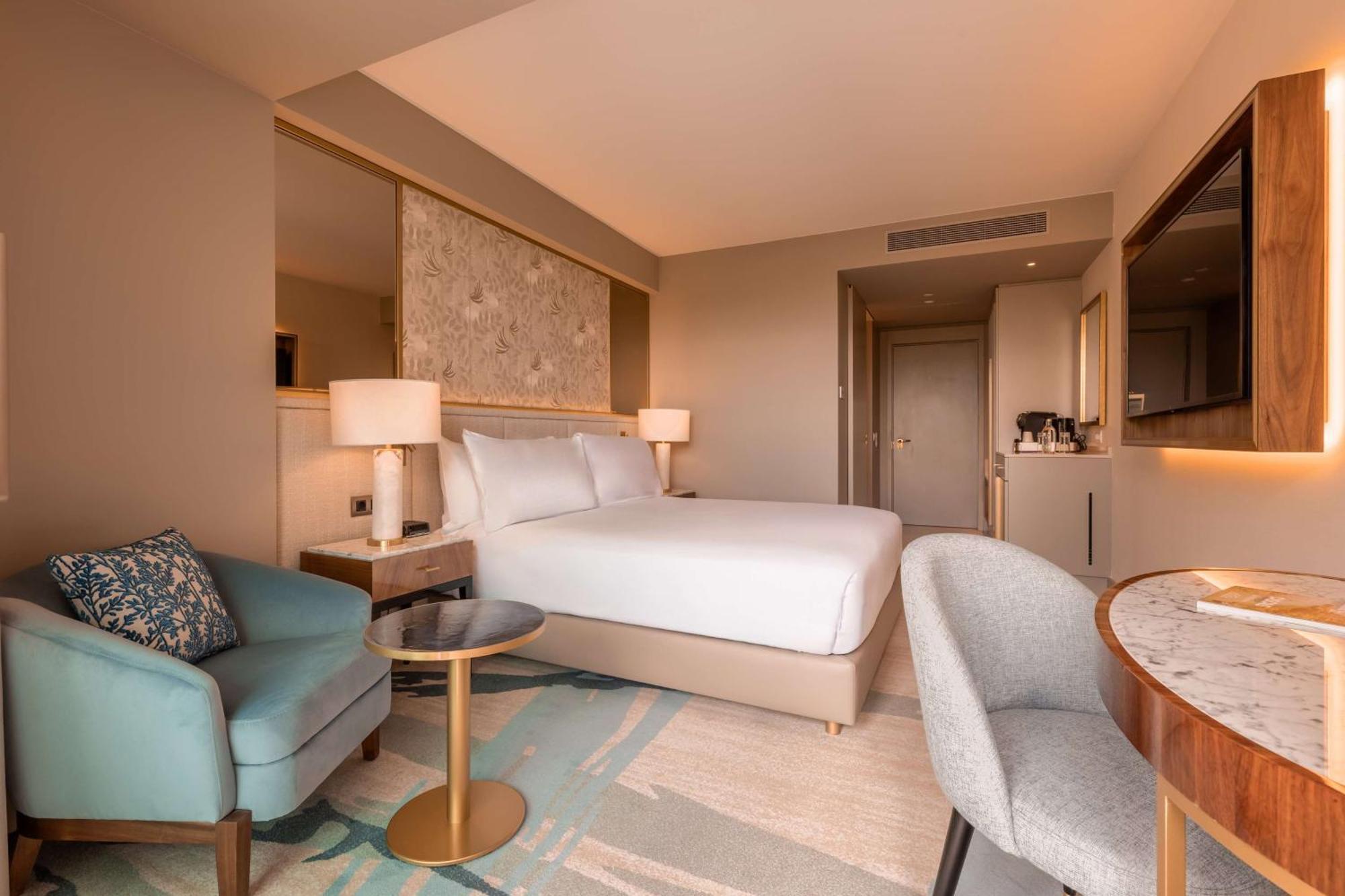 Legacy Hotel Cascais, Curio Collection By Hilton Bagian luar foto