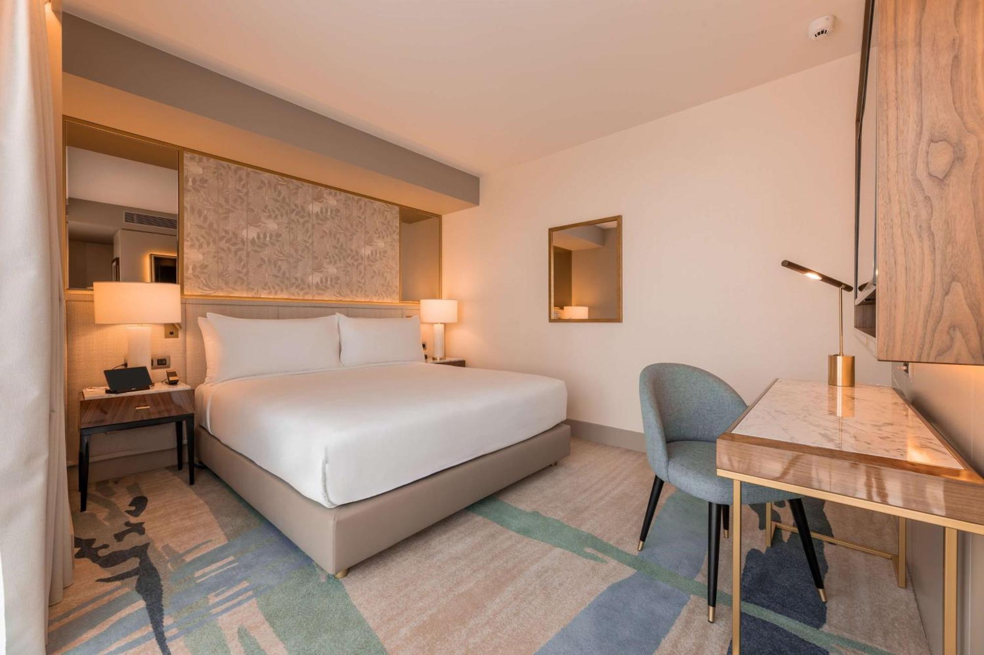 Legacy Hotel Cascais, Curio Collection By Hilton Bagian luar foto