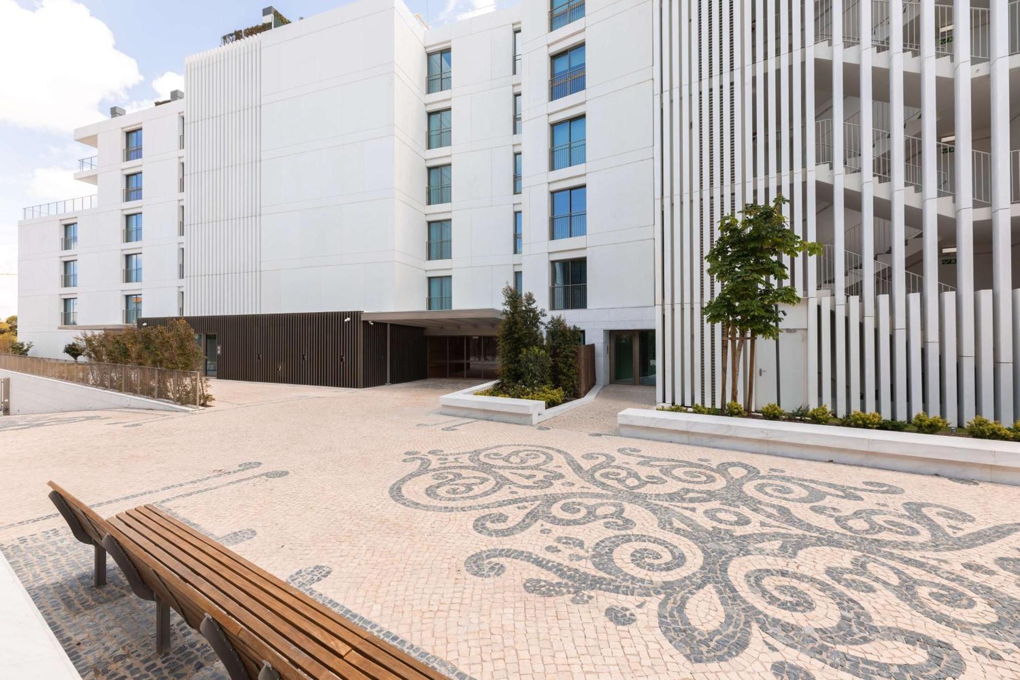 Legacy Hotel Cascais, Curio Collection By Hilton Bagian luar foto